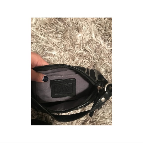 {Coach} Purse - Picture 4 of 7